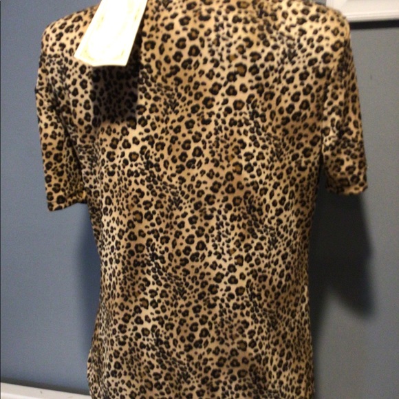 Top - Picture 2 of 4